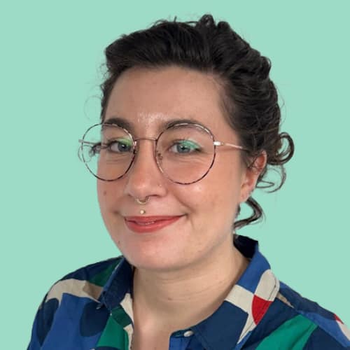 Portrait of Ellie Grassick, Multimedia Designer at IGNIFI