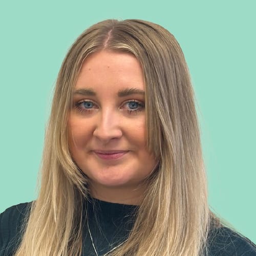 Portrait of Beth Clayton, Digital Designer at IGNIFI